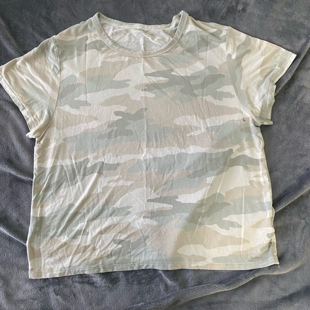 American Eagle Soft & Sexy Tee